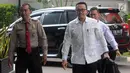 Menteri Pemuda dan Olahraga (Menpora), Imam Nahrawi tiba di Gedung KPK, Jakarta, Kamis (24/1). Menpora Imam memenuhi panggilan penyidik KPK sebagai saksi dalam kasus dugaan suap terkait dana hibah Kemenpora ke KONI. (Merdeka.com/Dwi Narwoko)