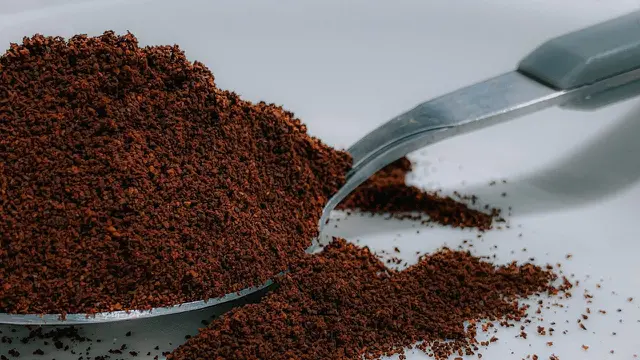 Sesendok bubuk kopi (Pexels)