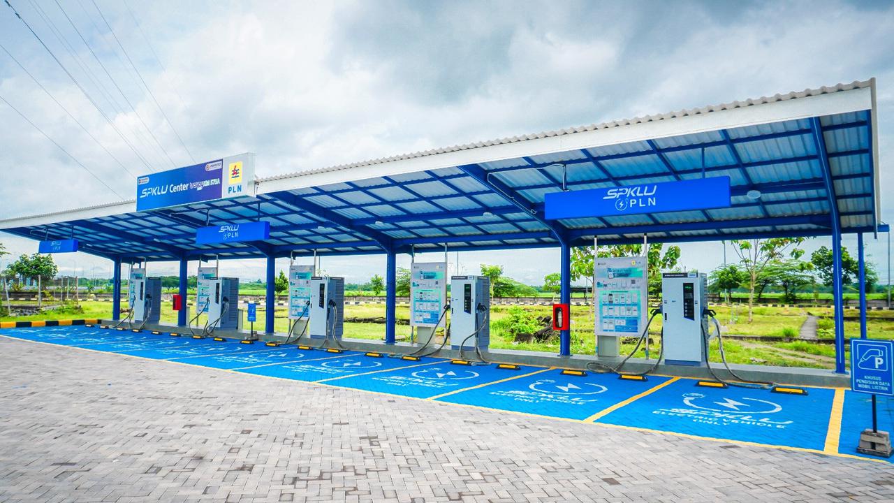 Jelang Arus Mudik, Rest Area Tol Solo-Ngawi Tambah Fasilitas Pengisian Kendaraan Listrik Umum