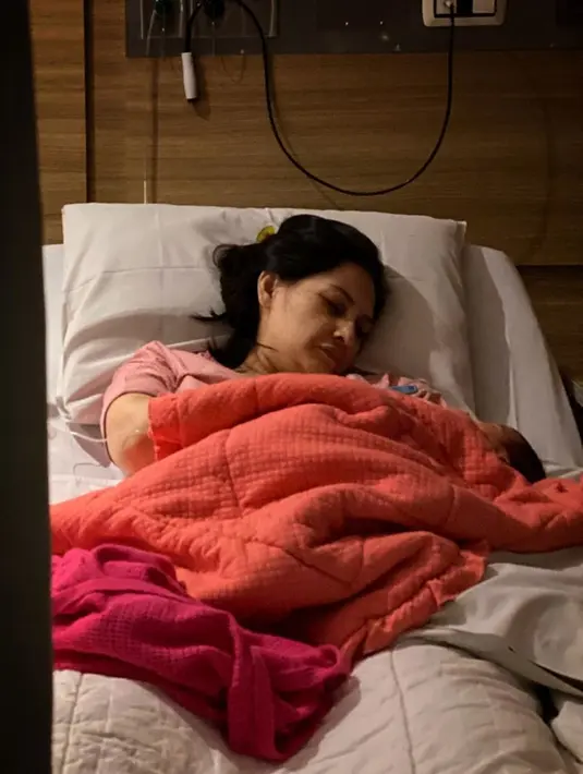 Mona Ratuliu (Instagram/indrabrasco)