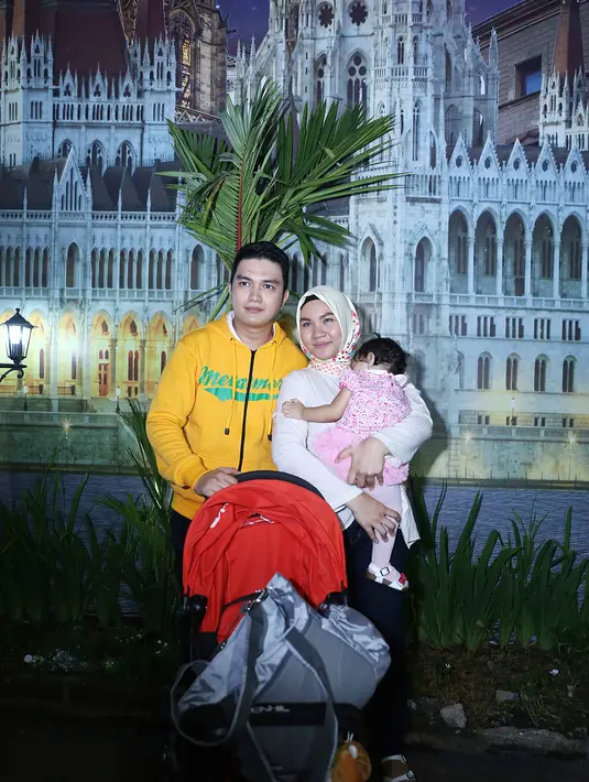 "Pejuang kanker itu nggak boleh stres, harus menghibur diri. Makanya kak jupe bilang, 'Aldi, kamu harus banyak nonton film kartun ya, nonton film komedi biar nggak sedih," ujar Aldi Taher. (Nurwahyunan/Bintang.com)