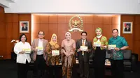 Anggota MPR RI Fraksi Golkar H.A. Mujib Rohmat menilai bahwa kiprah kaum perempuan Indonesia saat ini sangat luar biasa dalam berbagai bidang.