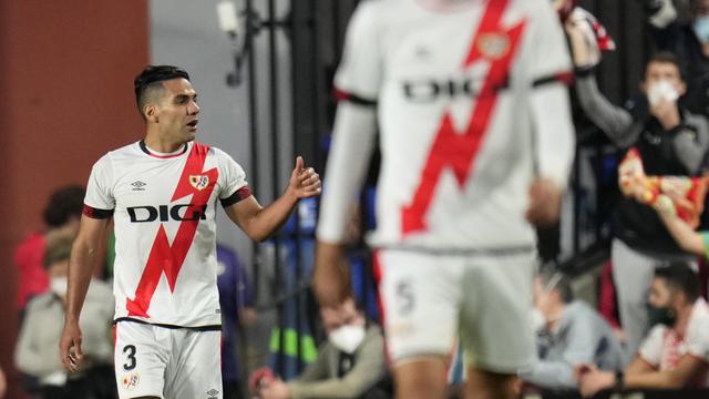 Foto: Rekan Senegara Gagal Pinalti, Ronald Koeman Akhirnya Dipecat oleh Barcelona