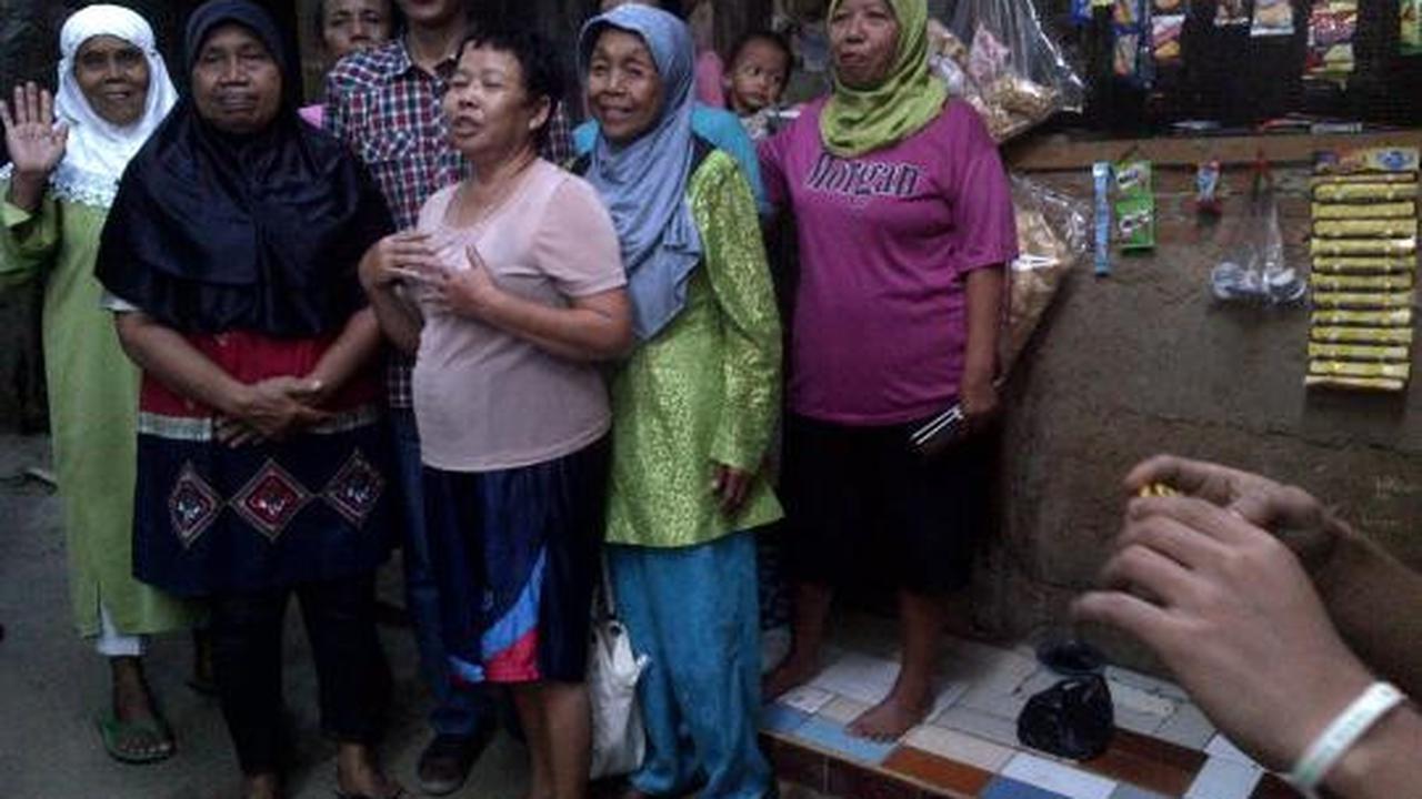 Jokowi dan Hidayat di kampung kumuh