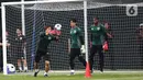 Posisi timnas Jepang jauh di atas skuad Garuda yang masih menempati posisi kelima dengan tiga poin setelah tiga kali seri dan sekali kalah. (Liputan6.com/Angga Yuniar)