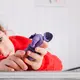 Yuk, simak beberapa cara yang bisa membantu orangtua dalam menghadapi momen anak kehilangan barangnya dengan lebih tenang. [Dok/freepik.com]