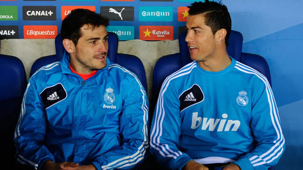 casillas-ronaldo-131122a.jpg