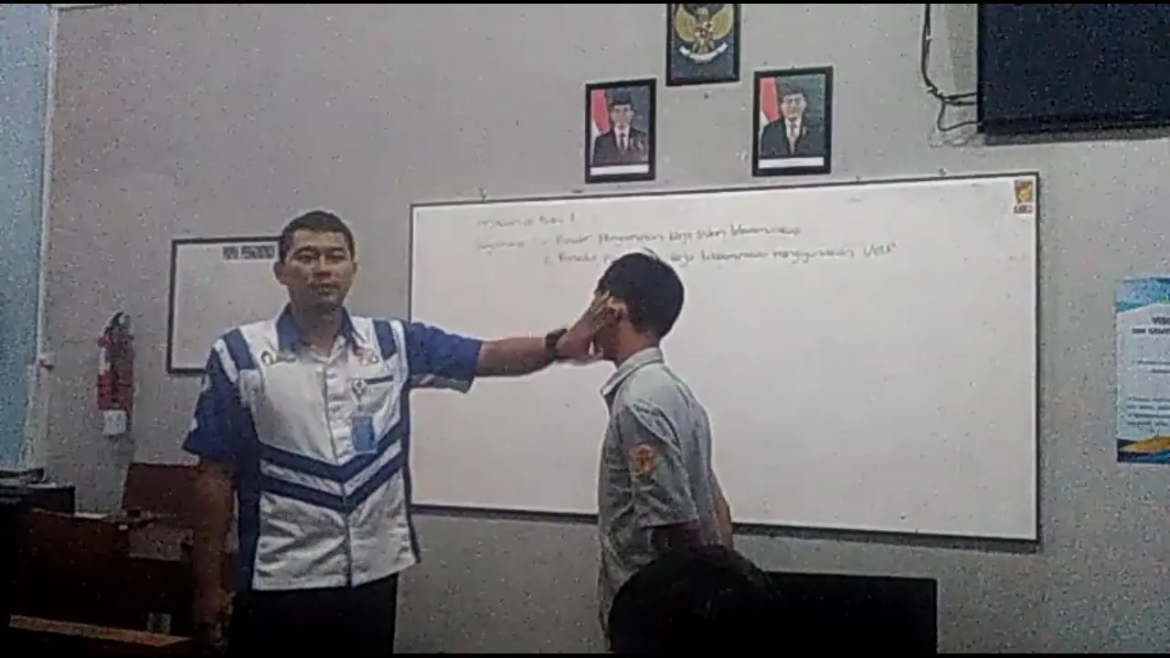 Guru di Purwokerto Usap Pipi Siswa Sebelum Menampar