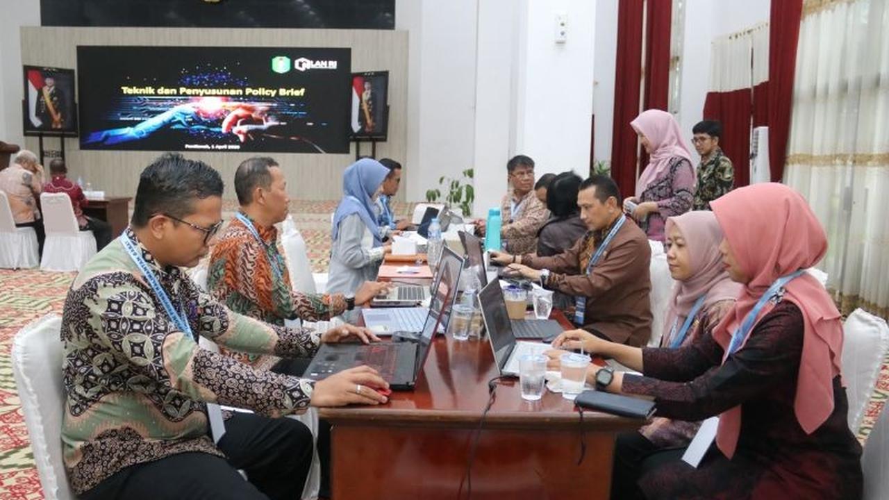 Pemprov Kalbar Tingkatkan Kemampuan ASN Kuasai Policy Brief untuk Kebijakan Tepat