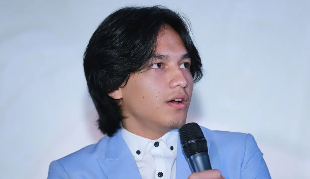 Jefri Nichol mengaku bangga bisa terlibat bermain di Surat Cinta Untuk Starla The Movie. Ia pun mengaku senang memerankan sosok Hema di film tersebut. (Adrian Putra/Bintang.com)