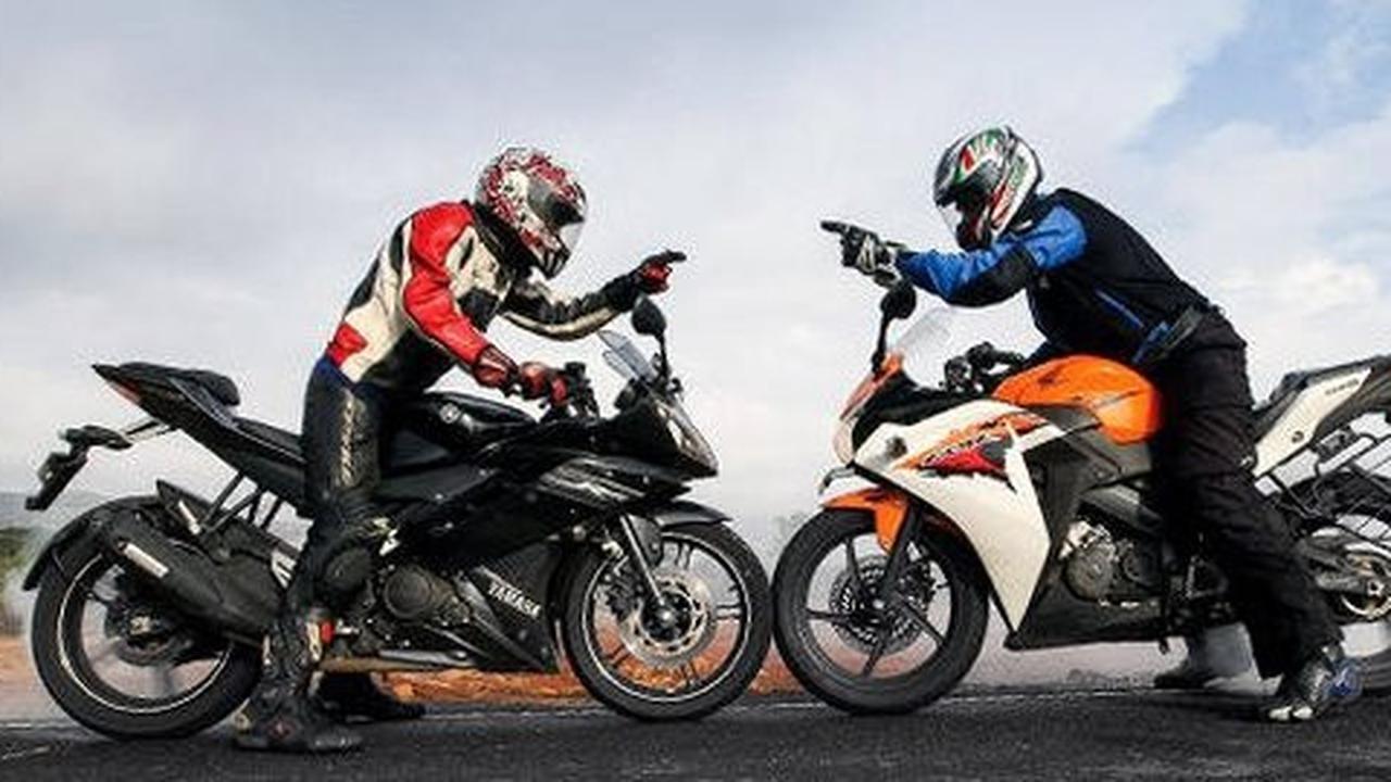 Yamaha R15 vs Honda CBR150R, mana yang terlaris sepanjang 2015?