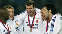 10 Pemain Top yang Empaskan Rayuan Barcelona (Bagian II): Zidane dan Ronaldo Bikin Patah Hati