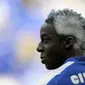 Rambut baru Aly Cissokho tanda kaul kemenangan FC Porto menjuarai Liga Portugal 2009 sebelum partai melawan SC Braga di Dragao Stadium, Porto, 24 Mei 2009. AFP PHOTO/MIGUEL RIOPA 