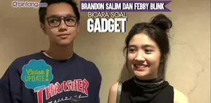 Brandon Salim dan Febby Blink punya cara berbeda dalam memilih sebuah gadget.  