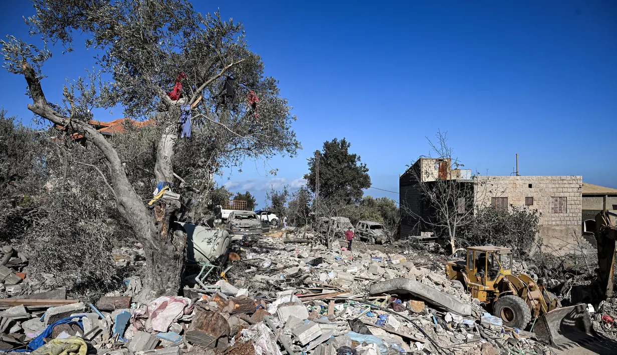Kementerian kesehatan dan media resmi Lebanon melaporkan serangan Israel tersebut menghantam daerah yang dihuni warga dengan mayoritas beragama Kristen dan jauh dari kubu Hizbullah. (JOSEPH EID/AFP)