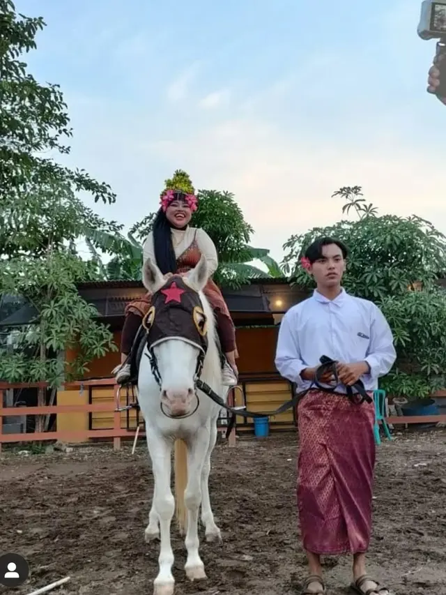 Dikabarkan Dekat, Ini 6 Potret Kebersamaan Kekeyi dan Egra Conan