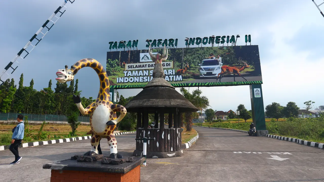 Taman Safari Prigen Baobab Safari Resort