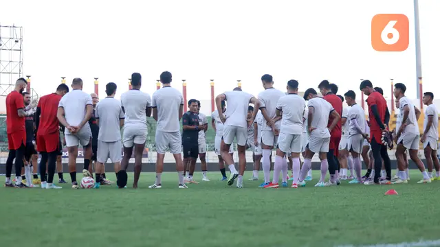 Official Training Madura United