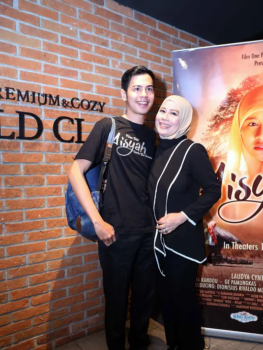 Berperan sebagai Tisna, Panji mengaku bahagia bisa bermain bersama artis cantik Laudya Chynthia Bella dan komika sekaligus pemeran Ge Pamungkas. (Nurwahyunan/Bintang.com)