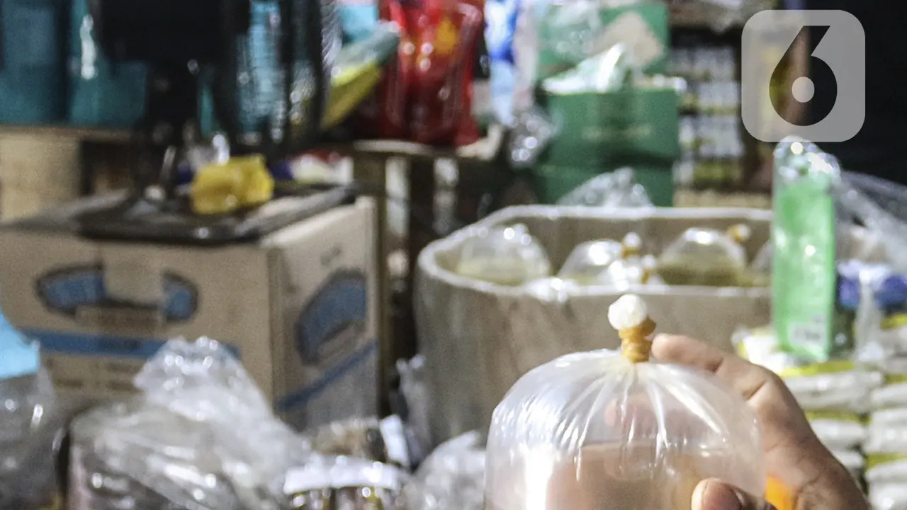 FOTO: Penetapan Harga Eceran Tertinggi Minyak Goreng