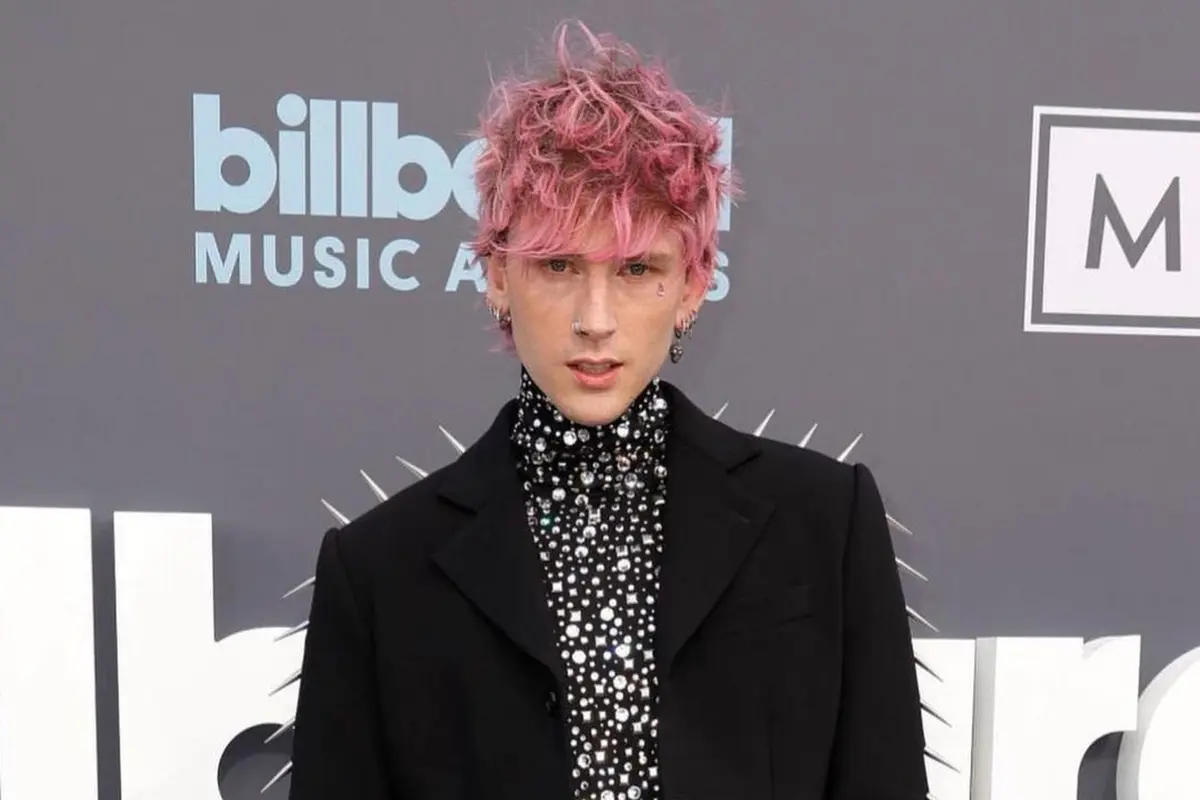 Nail Art Machine Gun Kelly