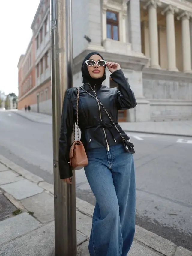 6 Gaya Edgy Aurel Hermansyah Saat Liburan di Madrid, Hijab Look-nya Bikin Kagum!