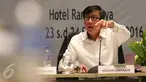 Menteri Hukum dan HAM Yasonna Laoly saat rapat koordinasi di Bogor, Jawa Barat, Jumat (23/9) malam. Rakor membahas pembuatan cetak biru pembangunan hukum Indonesia di bidang penegakan hukum dan rancangan peraturan pemerintah (Liputan6.com/Angga Yuniar)