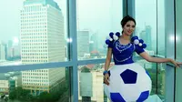 Rilis Bang Jebret, Pedangdut Aisha Muchtar Pakai Kostum Bola