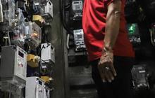 Wujudkan Energi Berkeadilan, Holding BUMN Beri Sambungan Listrik Gratis ke Keluarga Miskin
