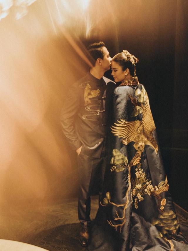 7 Momen Upacara Tea Pai Kevin Sanjaya dan Valencia Tanoe yang Tampil Menawan