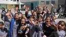 Roland Friedrich, Direktur urusan UNRWA untuk Tepi Barat, menyebut penutupan sekolah oleh Israel sebagai ancaman serius terhadap hak anak-anak untuk mendapatkan pendidikan. (AHMAD GHARABLI/AFP)