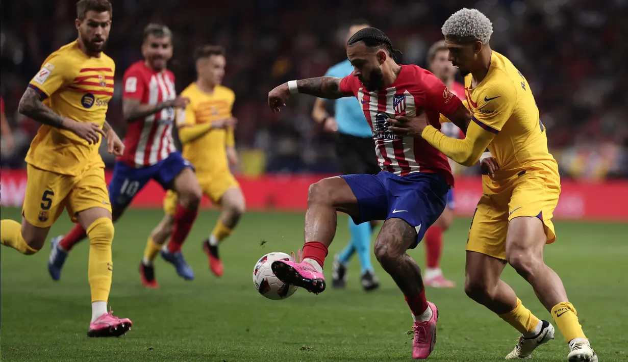Bertandang ke markas Atletico Madrid, Barcelona tampil mengesankan. (Thomas COEX/AFP)
