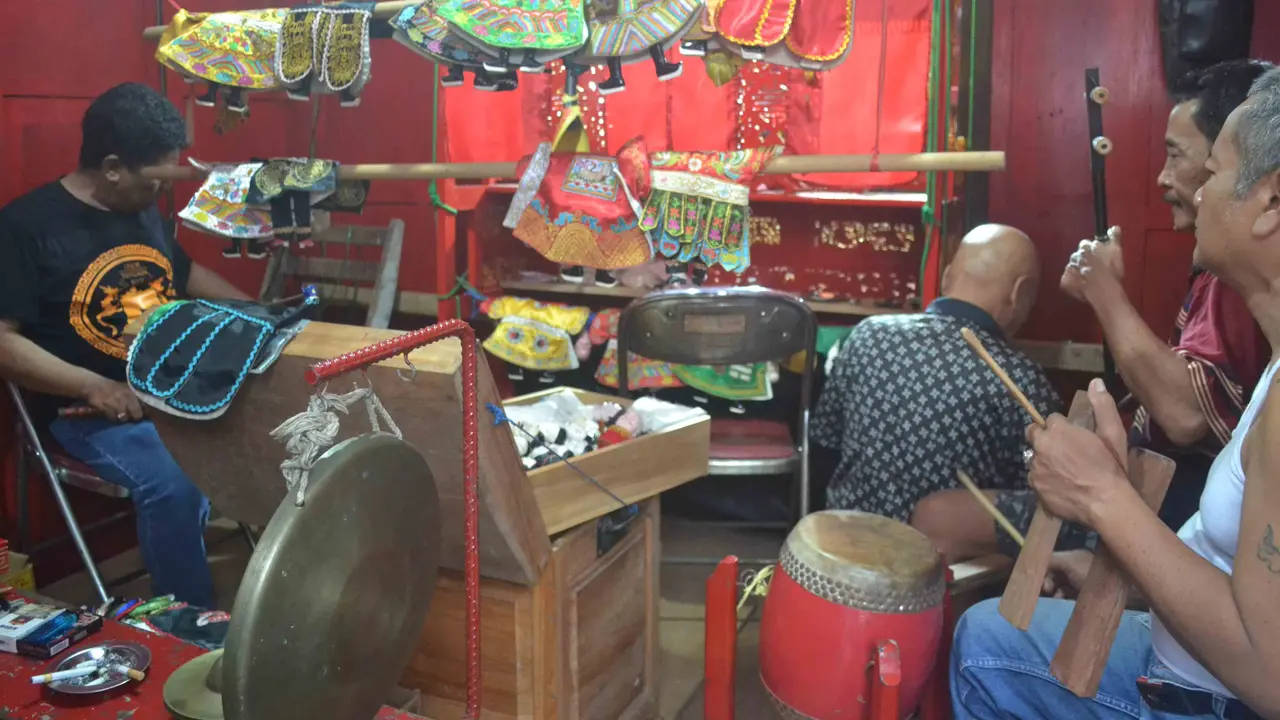 Perpaduan Tionghoa dan Jawa di Wayang Potehi