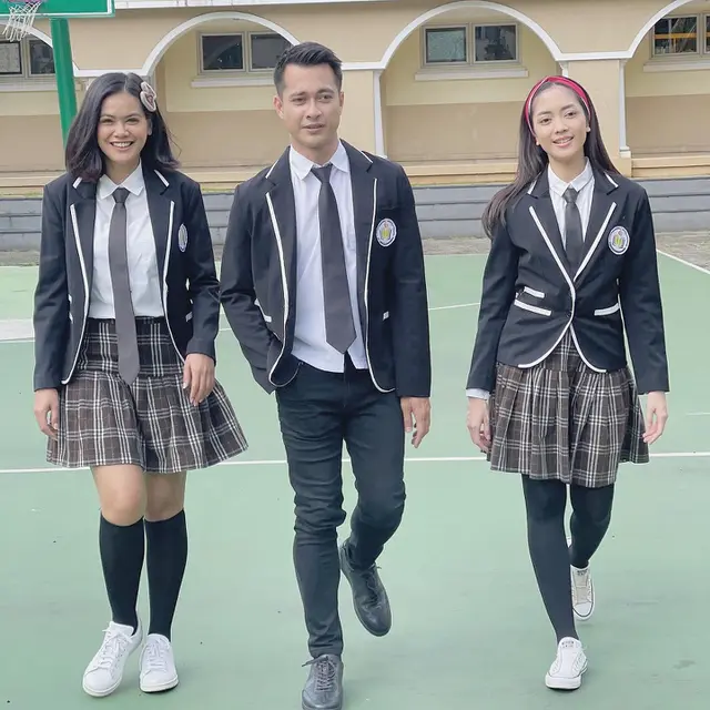 Bak ABG, Ini 6 Gaya Ririn Dwi Ariyanti dengan Pemain Sinetron Cinta Setalah Cinta