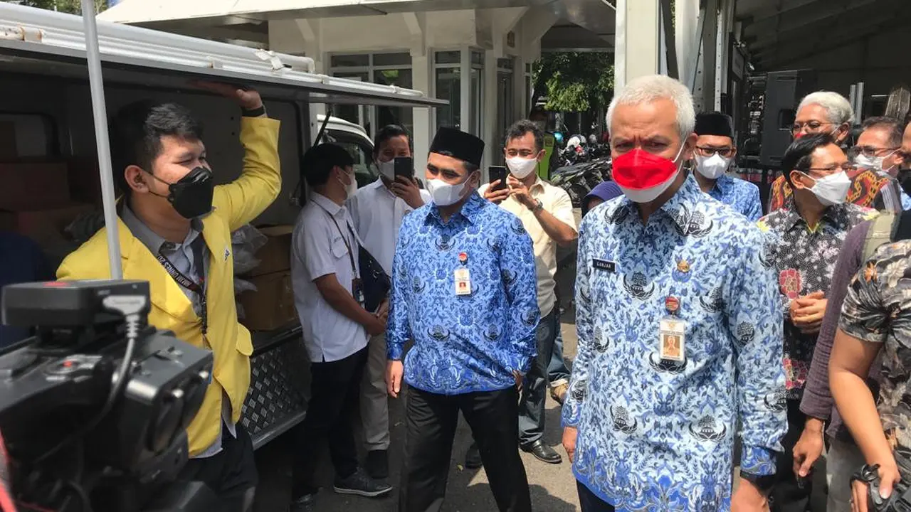 Foto Gubernur Jawa Tengah Ganjar Pranowo