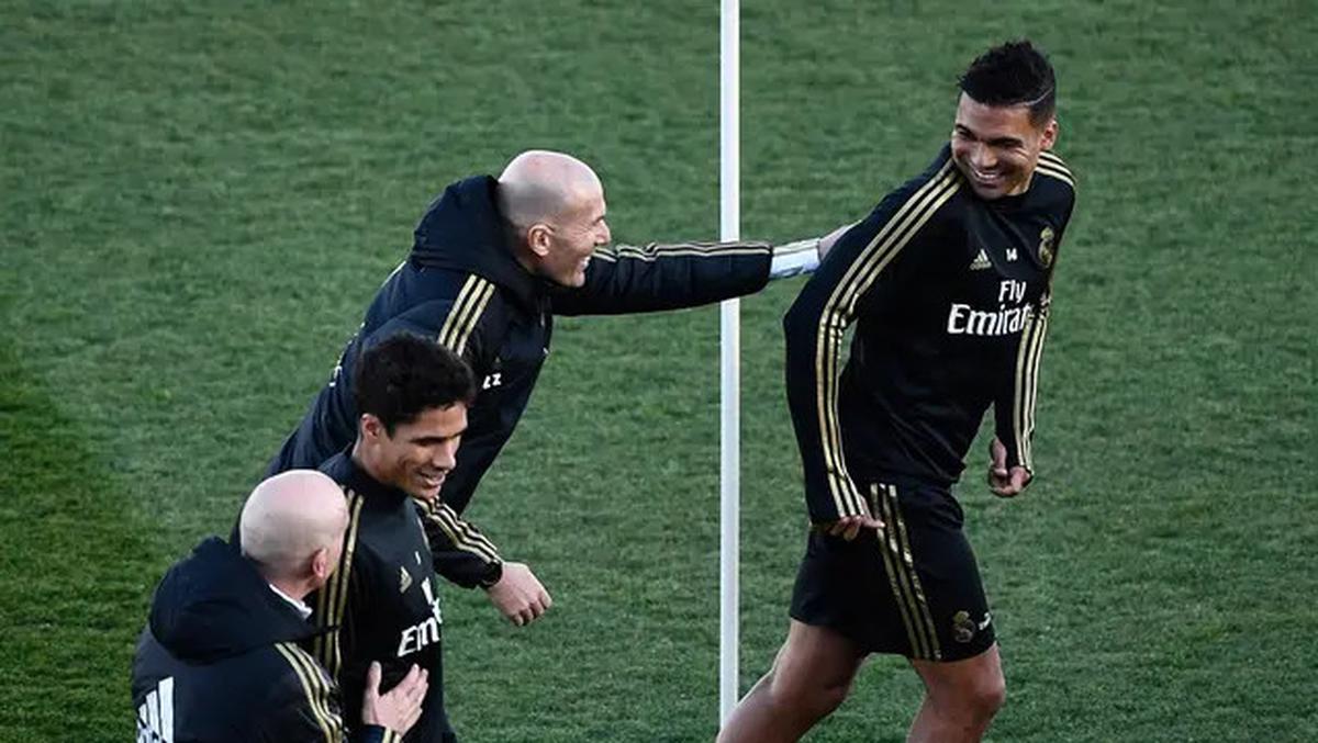 Zidane Buka Peluang Kembali Melatih, Pilihannya Hanya Real Madrid dan Timnas Prancis
