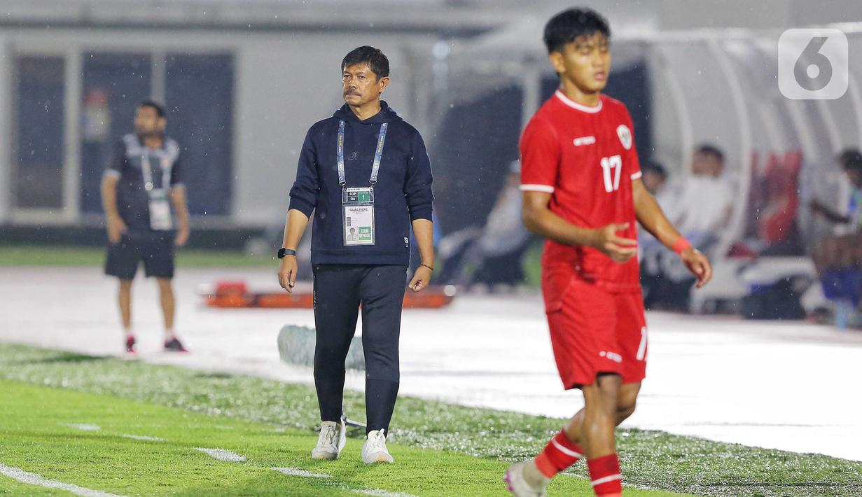 Beberapa peluang berhasil diciptakan tim asuhan Indra Sjafri di babak pertama, namun gagal dikonversi menjadi gol. (Liputan6.com/Angga Yuniar)