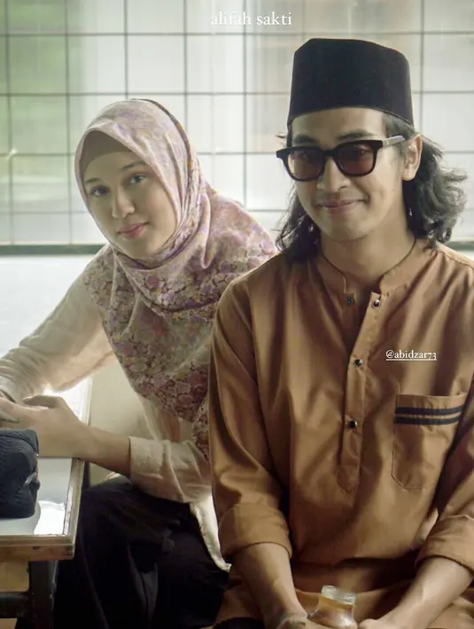 Menemani bulan ramadhan dengan sinetron Surga Belok Kanan, sinetron ini dapat disaksikan melalui Vidio.com. Banyak yang tidak sabar menantikan akting keduanya. (Liputan6.com/IG/@yasminnapper)