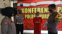 Seorang asisten apoteker di RS swasta ternama Purwokerto ditangkap Polres Purbalingga karena mengedarkan narkoba. (Foto: Liputan6.com/Rudal Afgani Dirgantara)