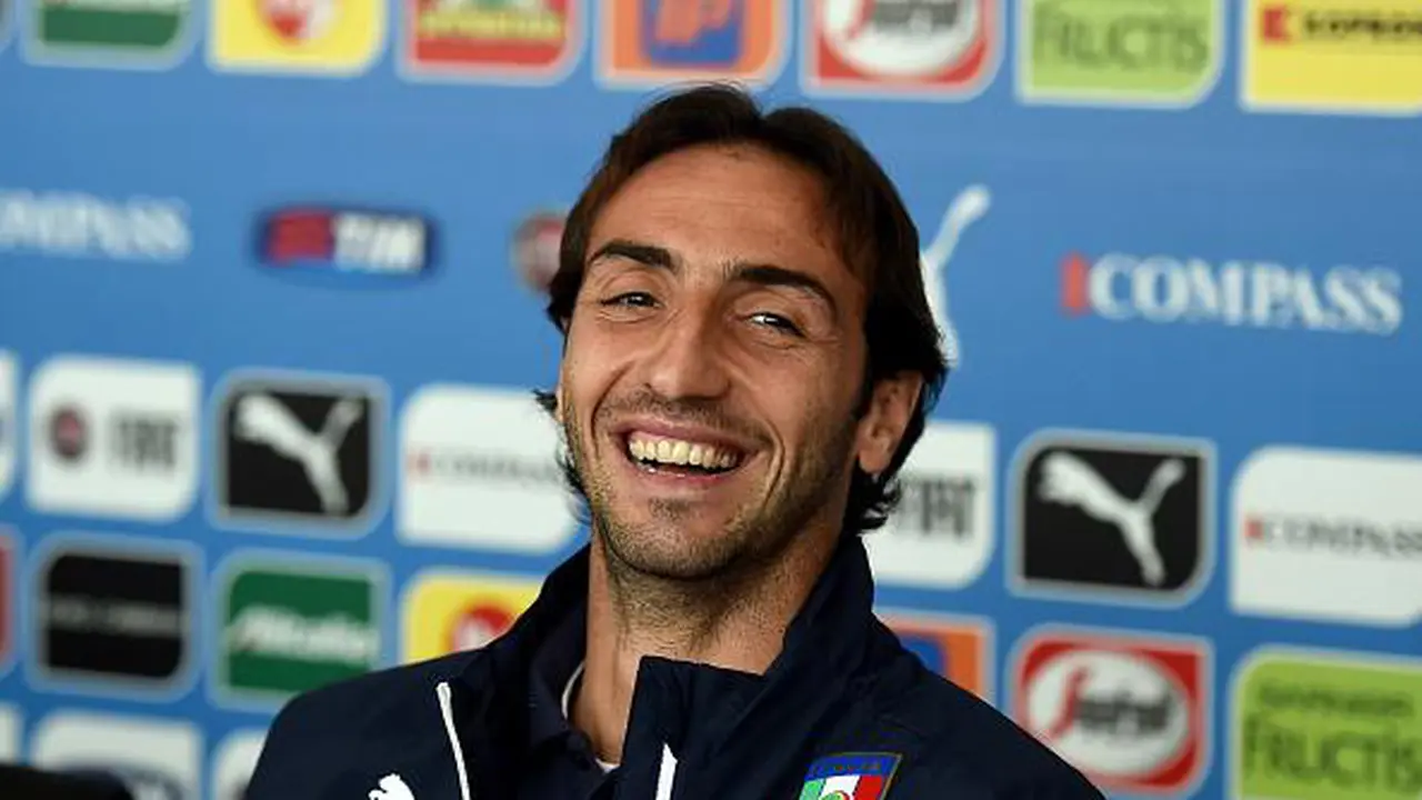 Moretti Jadi Pemain Debutan Tertua di Italia vs Albania
