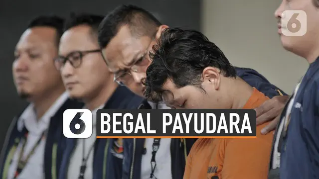 Pelecehan seksual dengan sebutan begal payudara semakin marak. Terbaru polisi berhasil meringkus pelaku begal payudara di Bekasi Jawa Barat.