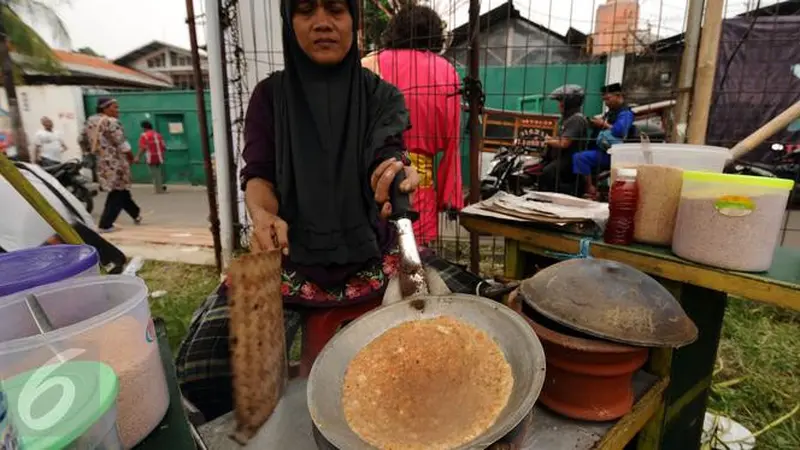 Kerak Telor, Bertahan Menjadi Paling Populer di Jakarta Fair 2017