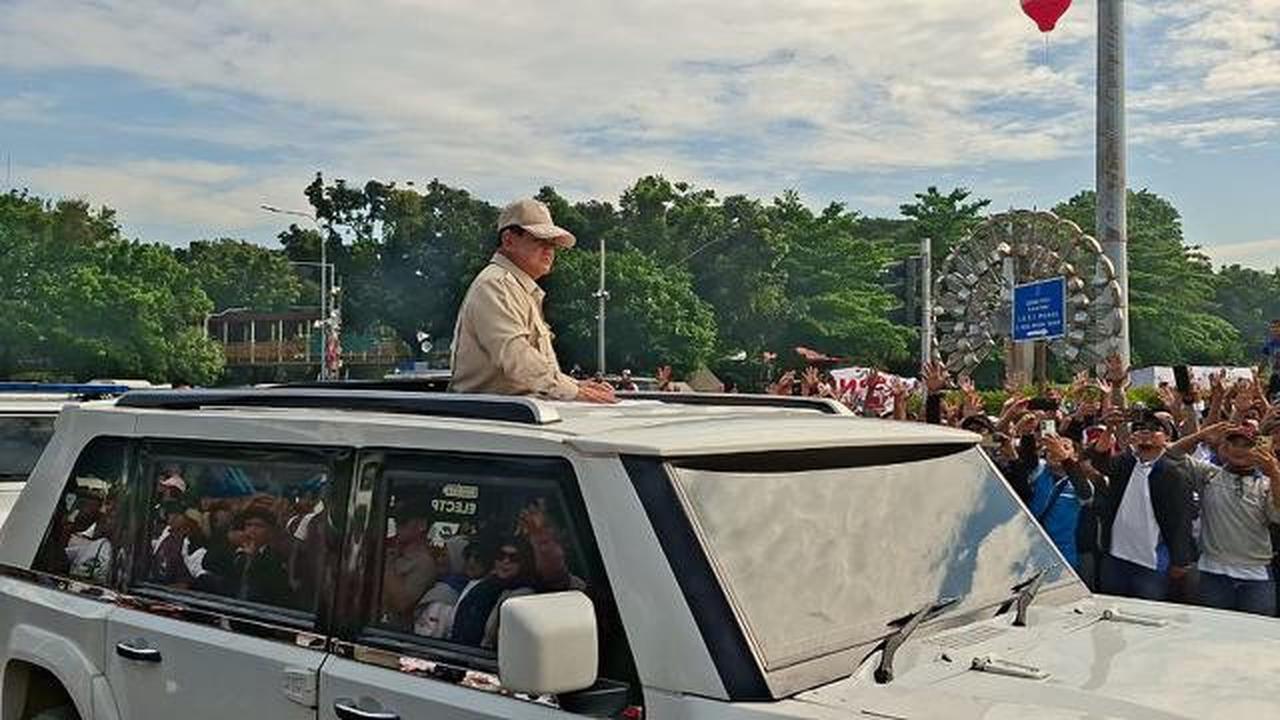 Presiden Prabowo Subianto Tiba di Monas Hadiri Peringatan Hari Buruh