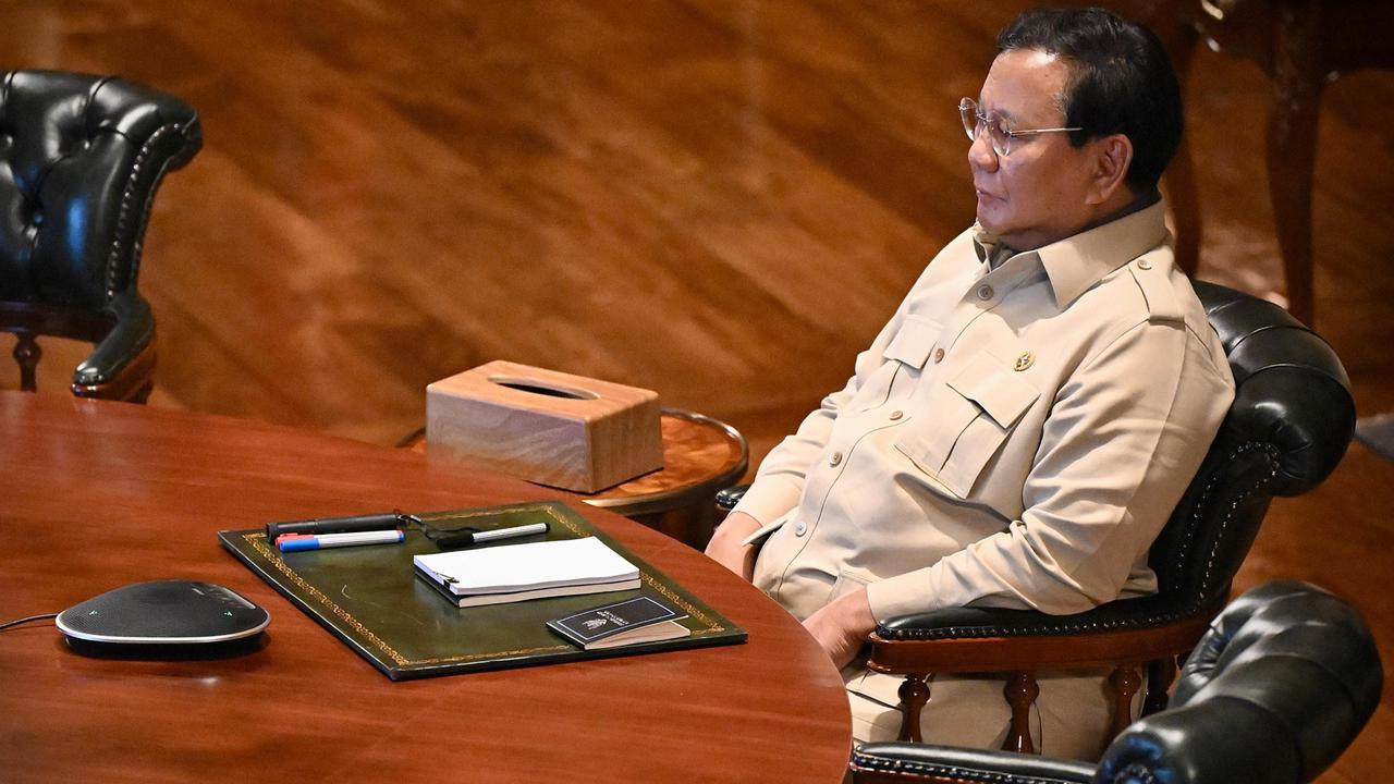 Prabowo Ratas Terbatas dengan Menteri Bahas Kondisi Global hingga Pertanian