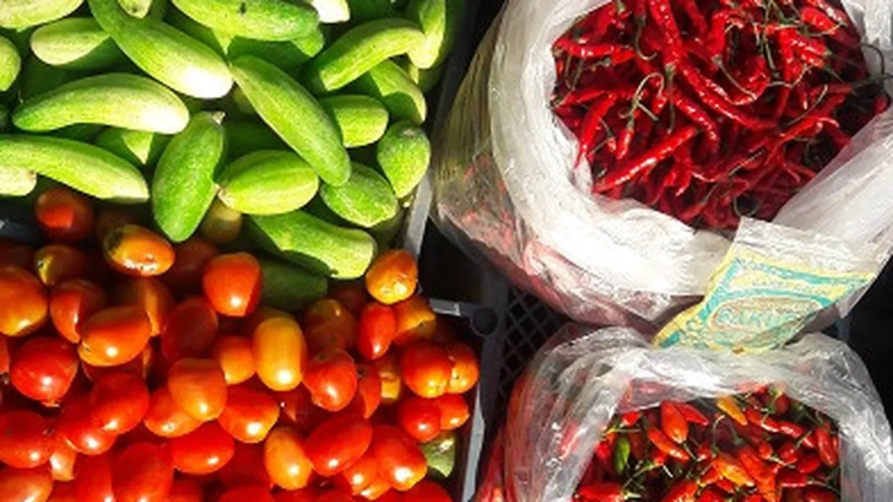Harga sayur mayur terpantau stabil.