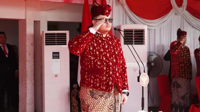 Pimpin Upacara HUT RI ke-80, Bupati Kediri Ajak Warga Teladani Semangat Pahlawan