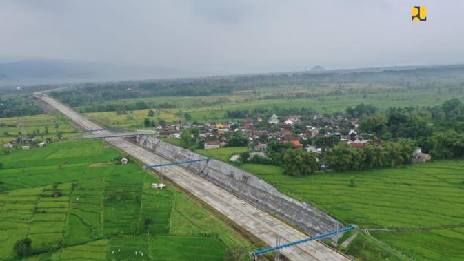 Jalan Tol Pandaan-Malang.