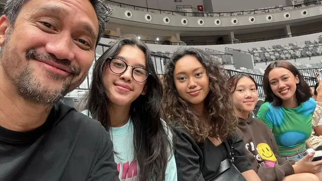 Potret Kebersamaan Artis Pria dengan Anak Perempuannya, Bikin Warganet Baper