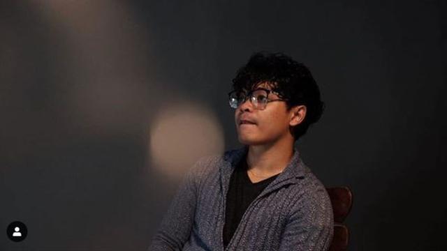 Adrian Prakoso Beri Pesan Di Single Perdana Showbiz Liputan6 Com