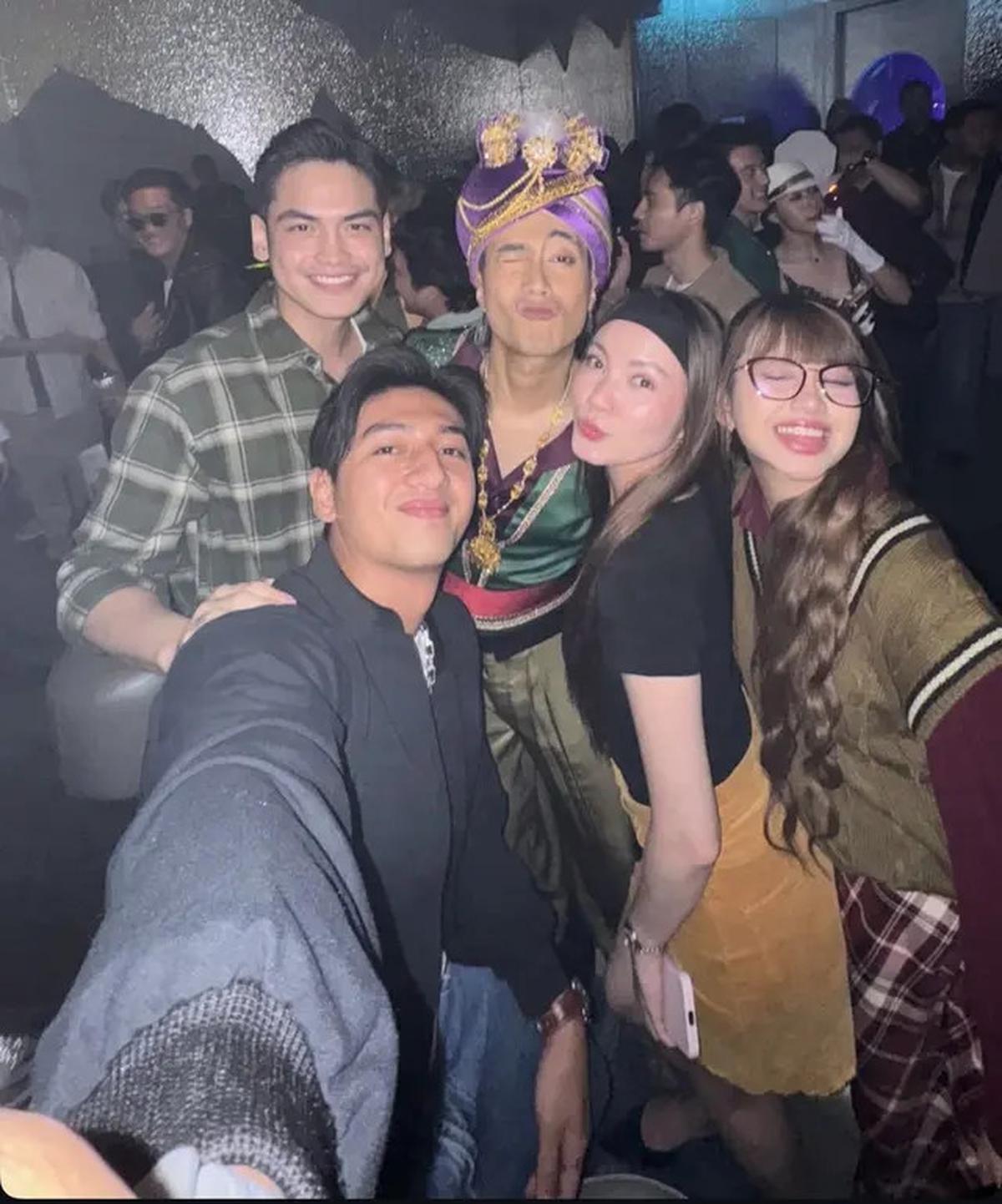 Adu Gaya 8 Couple Artis Kenakan Kostum Ikonik TV Show 90an di Ulang Tahun Geng Aries, Tara Basro Jadi Teletubbies-Febby Rastanty Tersayang